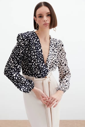 Kruvaze Desenli Bodysuit - Bej-Siyah