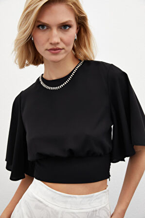 Sateen Kolye Detaylı Kısa Kollu Bluz 1455-1047