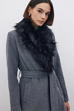 Sateen Kadın Kürklü Kaşe Uzun Kaban 1575-6527