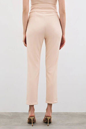 Sateen Önü V Aksesuarlı Kadın Pantolon 1609-5526