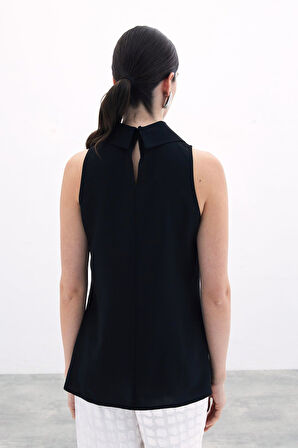 Sateen Taş Aksesuar Detaylı Kolsuz Bluz 1726-1007