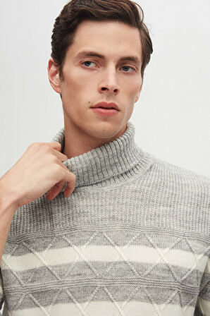 Ds Damat Regular Fit Gri Melanj Çizgili Tüylenme Yapmayan Tam Balıkçı Yaka Triko Kazak