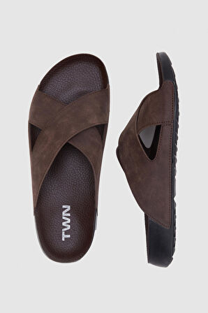 Twn Kahverengi Çapraz Bant Terlik