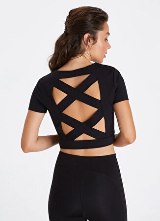 Boboist Yuvarlak Yaka Düz Siyah Kadın T-Shirt BB56W211W004