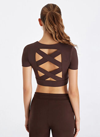 Boboist Yuvarlak Yaka Düz Koyu Kahve Kadın T-Shirt BB56W211W004