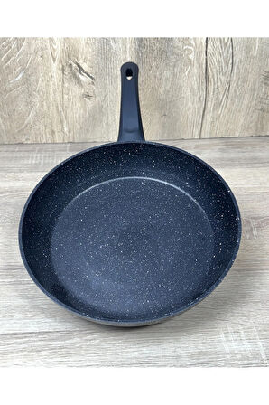 Ravelli Rockstar 22 cm Granit Tava Siyah