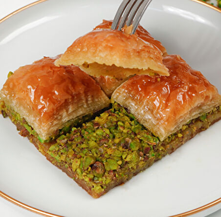 Gaziantep Usulü Fıstıklı Baklava 2,100gr