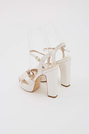 Tamer Tanca Kadın Vegan Beyaz Topuklu Ayakkabı 539 02 BN AYK Y22 BEYAZ CILT