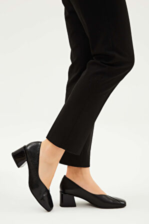 Tamer Tanca Kadın Hakiki Deri Siyah Topuklu Ayakkabı 33 2441289-2 BN AYK Y23 SIYAH IGN