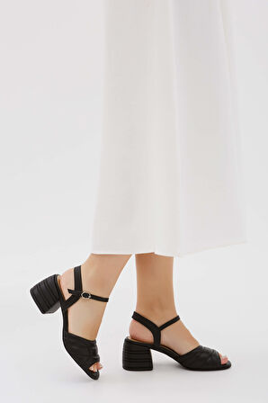 Tamer Tanca Kadın Hakiki Deri Siyah Deri Topuklu Sandalet 33 8200 BN AYK Y23 SIYAH DR