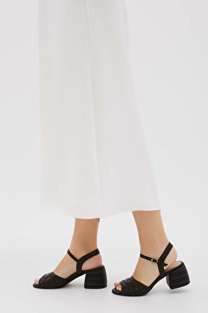 Tamer Tanca Kadın Hakiki Deri Siyah Deri Topuklu Sandalet 33 8200 BN AYK Y23 SIYAH DR