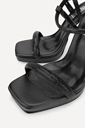 Valmenti Aurelia Kadın Siyah Vegan Topuklu Sandalet 292 306-1805 BN SNDLT Y23