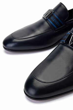 VALENTINO Erkek Hakiki Deri Mavi Loafer Ayakkabı 667 20090 ERK AYK Y23 BLUE