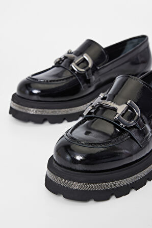 Valmenti Kadın Siyah Rugan Deri Loafer Ayakkabı 33 77501 BN AYK SK23/24