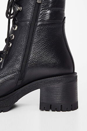 Tamer Tanca Kadın Hakiki Deri Siyah Casual Bot 33 27513 BN BOT SK23/24 SIYAH FLTR