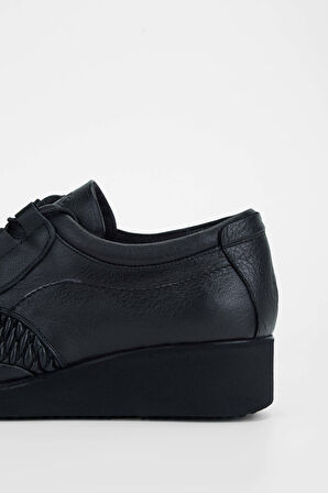 Tamer Tanca Kadın Hakiki Deri Siyah Casual Ayakkabı 824 1034 BN AYK SK23/24 SIYAH FLTR