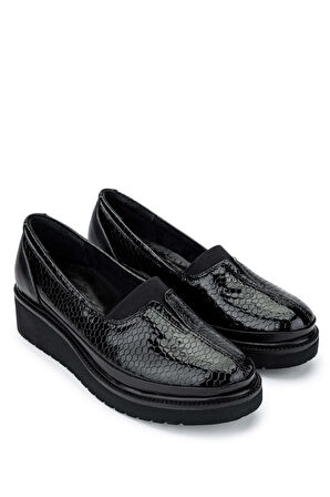 Tamer Tanca Kadın Hakiki Deri Siyah Kroko Casual Ayakkabı 824 012 BN AYK SK23/24 SIYAH KROKO