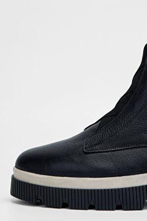 Valmenti Kadın Siyah Floter Hakiki Deri Casual Bot 824 3752 BN BOT SK23/24