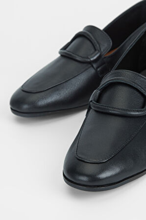 Valmenti Kadın Siyah Hakiki Deri Loafer Ayakkabı 824 3405 BN AYK SK23/24