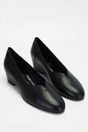 Tamer Tanca Kadın Hakiki Deri Siyah Deri Klasik Ayakkabı 33 7316 BN AYK SK23/24 SIYAH DR