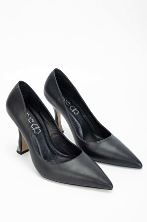 Tamer Tanca Kadın Vegan Siyah Stiletto Ayakkabı 909 9000 BN AYK SK23/24 SIYAH