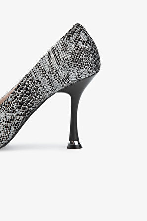 Valmenti Rigel Kadın Siyah Hakiki Deri Topuklu Ayakkabı 923 796-1 BN AYK Y24