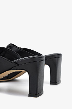 Valmenti Naomi Kadın Siyah Hakiki Deri Terlik 1029 3007 BN TRLK Y24