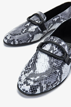 Valmenti Kadın Siyah Hakiki Deri Loafer Ayakkabı 824 3405 BN AYK SK23/24