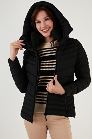 Lela Bayan Mont 6274121