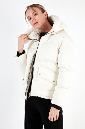 Lela Bayan Mont 497PEARL