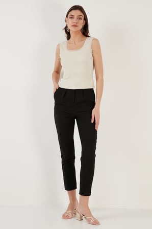 Lela Kadın Atlet 5864979
