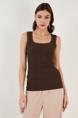 Lela Kadın Atlet 5864979