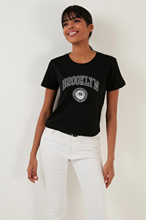 Lela Bayan T Shirt 5864581