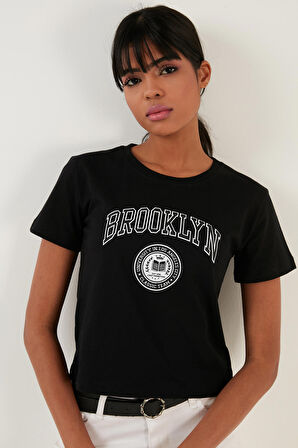 Lela Bayan T Shirt 5864581