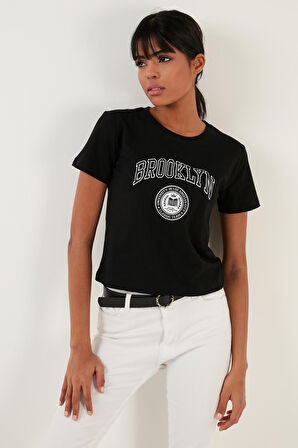 Lela Bayan T Shirt 5864581