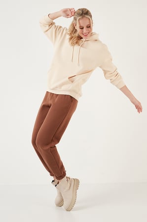 Lela Regular Fit Pamuklu Kapüşonlu Yaka Şardonlu Kışlık Sweat Kadın SWEAT 5863854