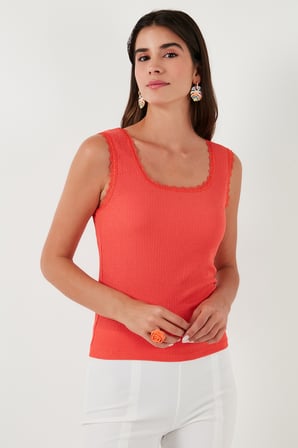 Lela Kadın Atlet 5864979