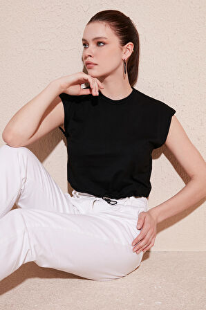 Lela Bayan T Shirt 5865587