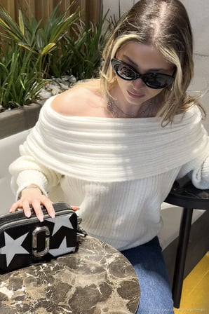 Lela Overisze Fit Madonna Yaka Triko Kazak Kadın KAZAK 4615216