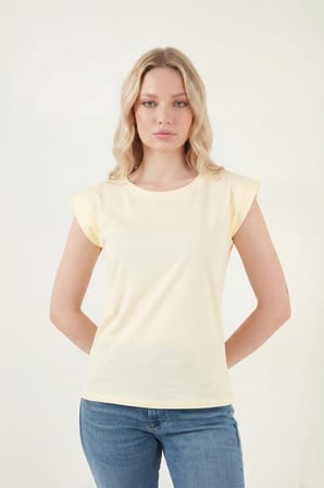 Lela Bayan T Shirt 5864019