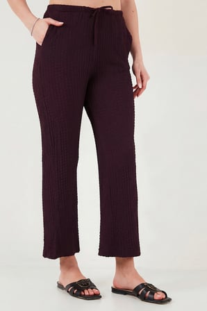 Lela Regular Fit V Yaka Yelek-Pantolon Gofre Takım Bayan TAKIM 5866484 BORDO