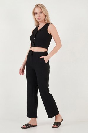 Lela Regular Fit V Yaka Yelek-Pantolon Gofre Takım Bayan TAKIM 5866484 SİYAH