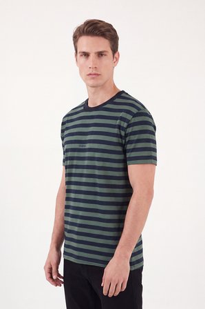 Buratti Çizgili Pamuklu Relaxed Fit Bisiklet Yaka T Shirt Erkek T SHİRT 5904078 NEFTİ-LACİVERT