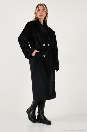 Lela Bayan Kaban 6839610
