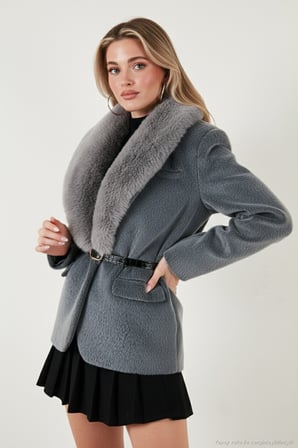 Lela Bayan Kaban 6839688