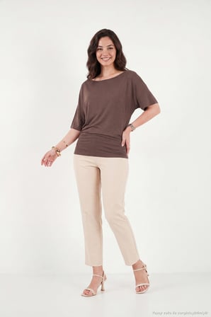 Lela Standart Fit Drape Detaylı Yarasa Kol T Shirt Bayan T SHİRT 5866962 KAHVE