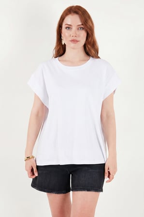 Lela Pamuklu Rahat Kalıp Bisiklet Yaka T Shirt Bayan T SHİRT 5866955 BEYAZ