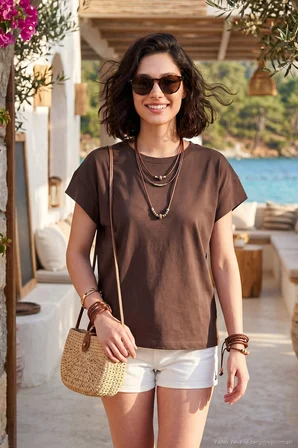 Lela Pamuklu Rahat Kalıp Bisiklet Yaka T Shirt Bayan T SHİRT 5866955 KAHVE