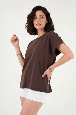 Lela Pamuklu Rahat Kalıp Bisiklet Yaka T Shirt Bayan T SHİRT 5866955 KAHVE