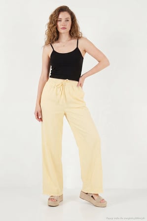 Lela Pamuklu Belden Bağlamalı Yüksek Bel Geniş Paça Cepli Regular Fit Pantolon Bayan PANTOLON 668YP4760 SARI
